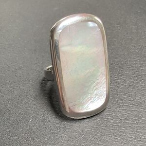 Genuine Silver and Mother of Pearl Ring